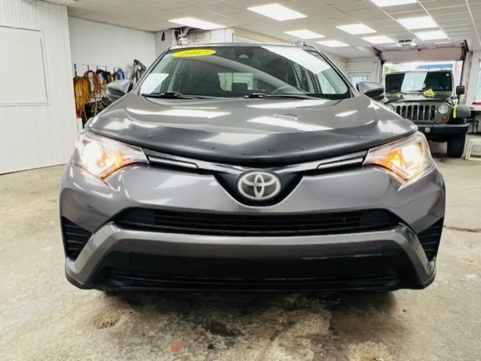 Toyota Rav4 2017 photo 2
