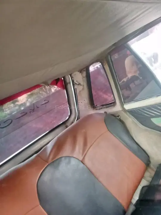 Suzuki Khyber