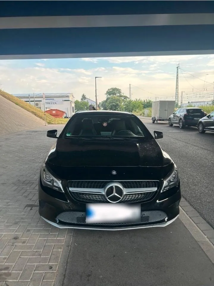 Mercedes-Benz Cla 220