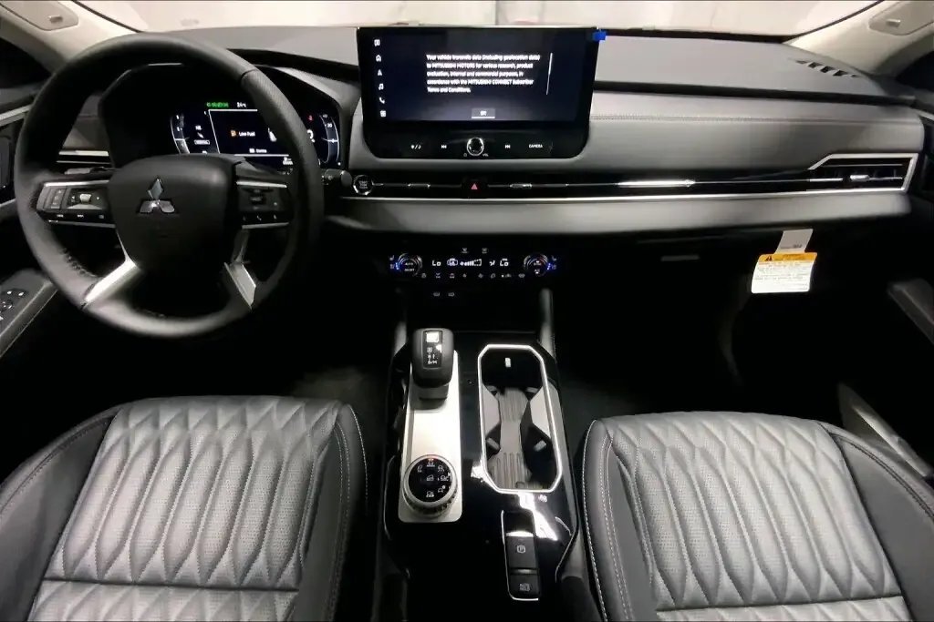 Mitsubishi Outlander 2026 photo 5