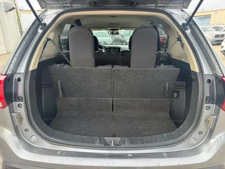 Mitsubishi Outlander 2020 photo 5
