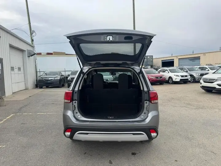Mitsubishi Outlander 2020 photo 4