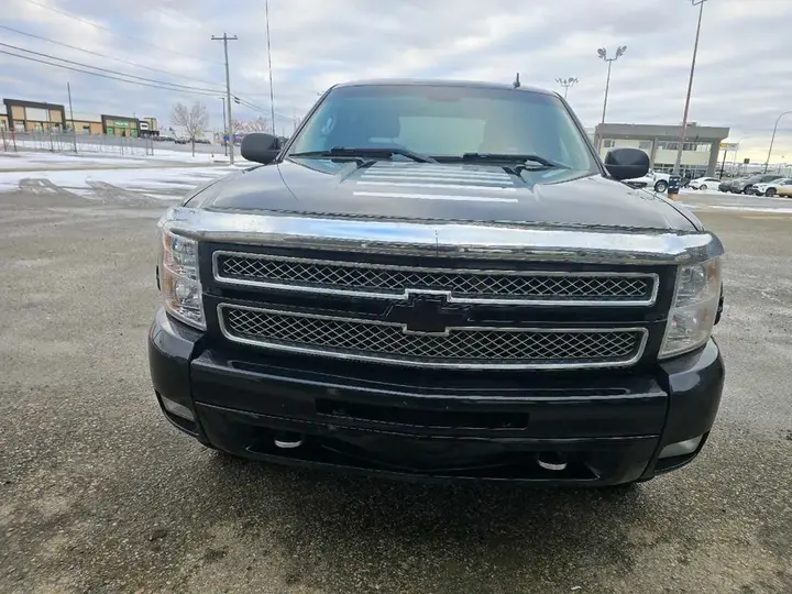 Chevrolet Silverado 1500 2012 photo 3