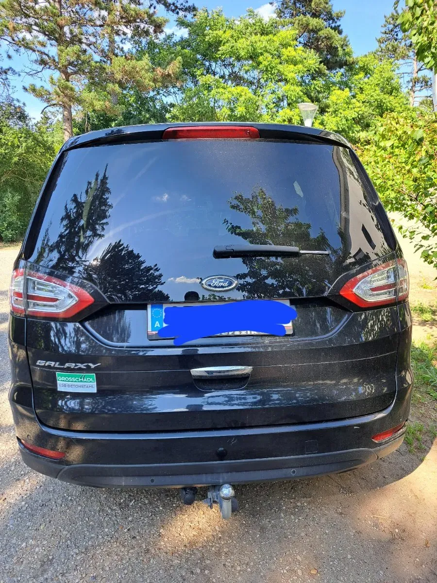 Ford Galaxy 2017 photo 3
