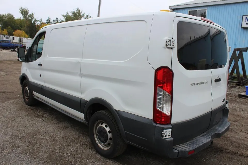 Ford Transit Cargo 2015 photo 4