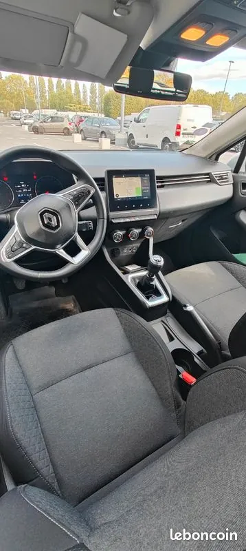 Renault Clio 2021 photo 3