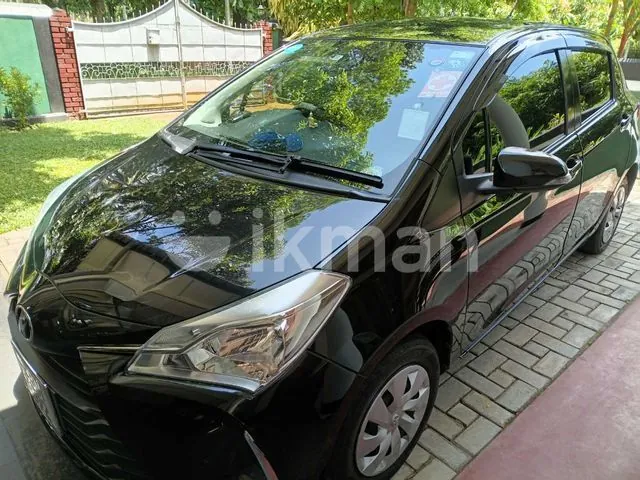 Toyota Vitz 2019 photo 2