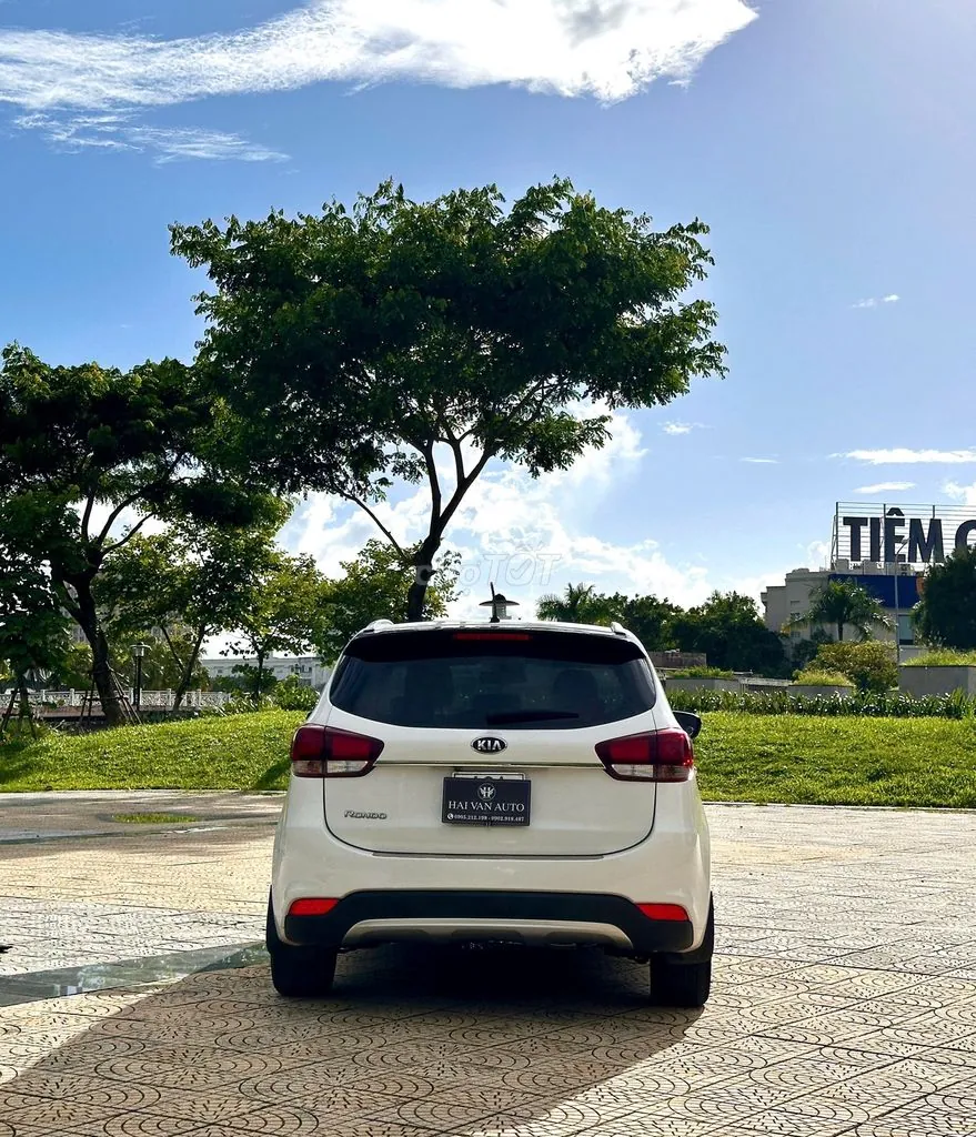 Kia Rondo 2018 photo 4