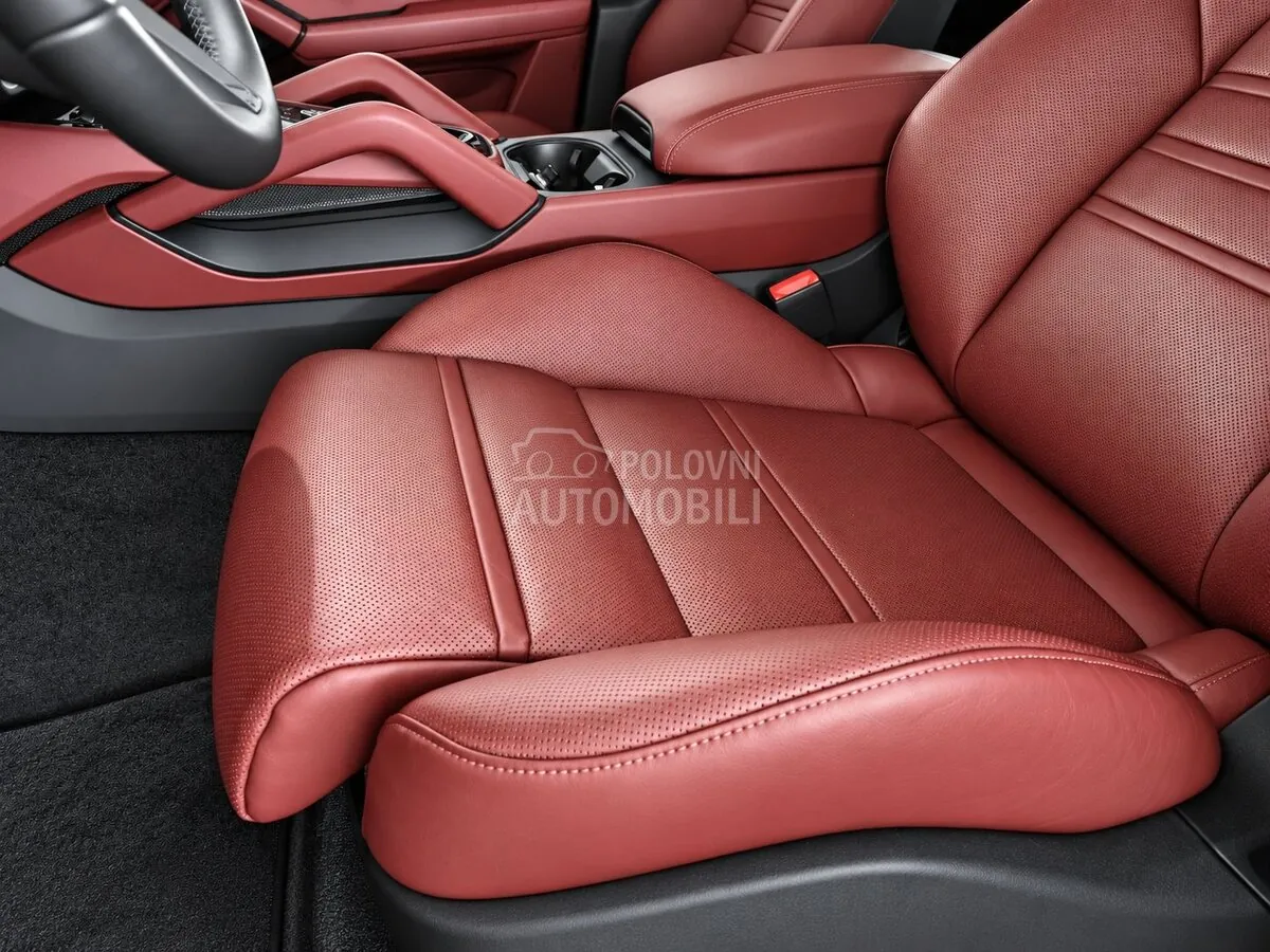 Porsche Cayenne 2023 photo 5
