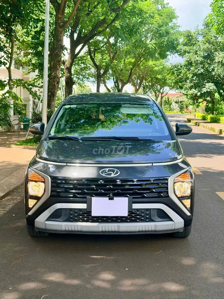 Hyundai Stargazer