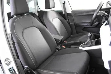 Seat Arona 2023 photo 3