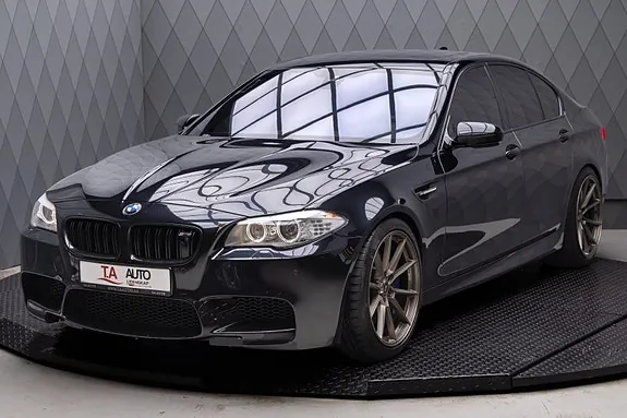 BMW M5 2013 photo 3