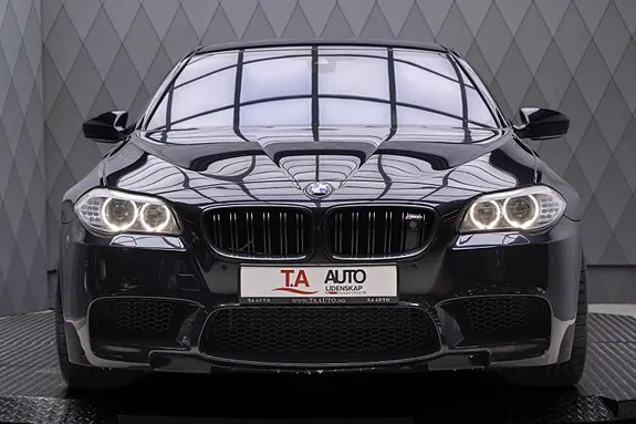 BMW M5 2013 photo 4