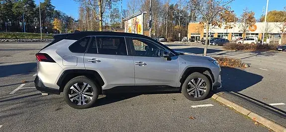 Toyota Rav4 2021 photo 3