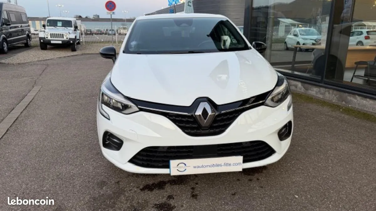Renault Clio 2021 photo 2