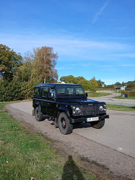 Land Rover Defender 110 2003 photo 4