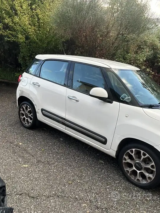 Fiat 500L 2013 photo 5
