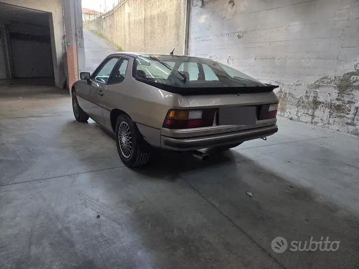 Porsche 924 1981 photo 5
