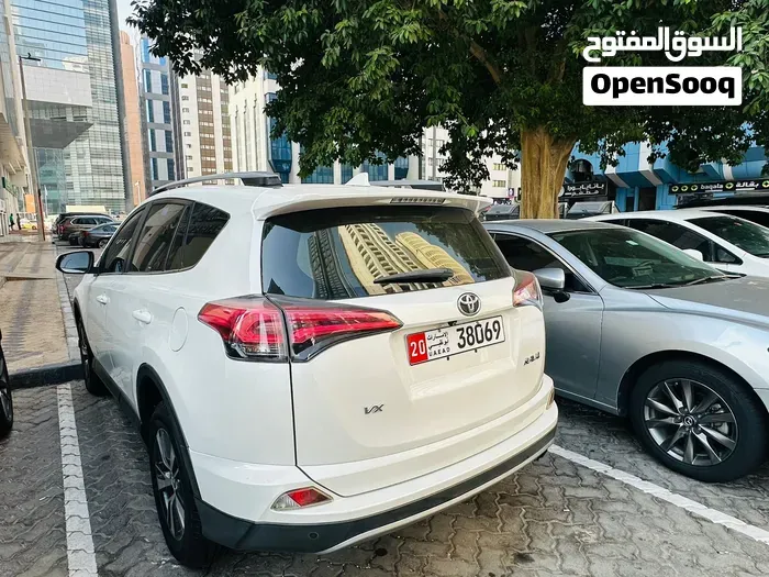 Toyota Rav 4 2017 photo 3