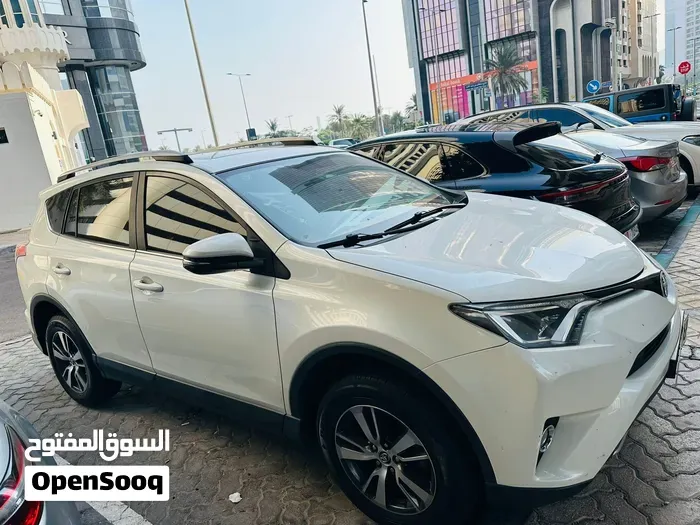 Toyota Rav 4 2017 photo 2