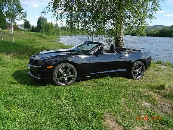 Chevrolet Camaro 2011 photo 2