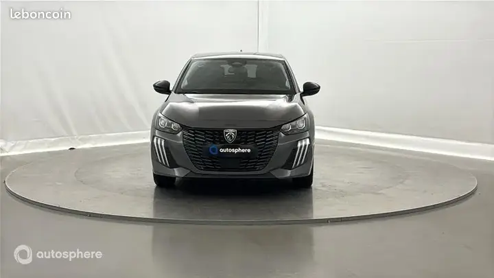 Peugeot 208 2025 photo 2