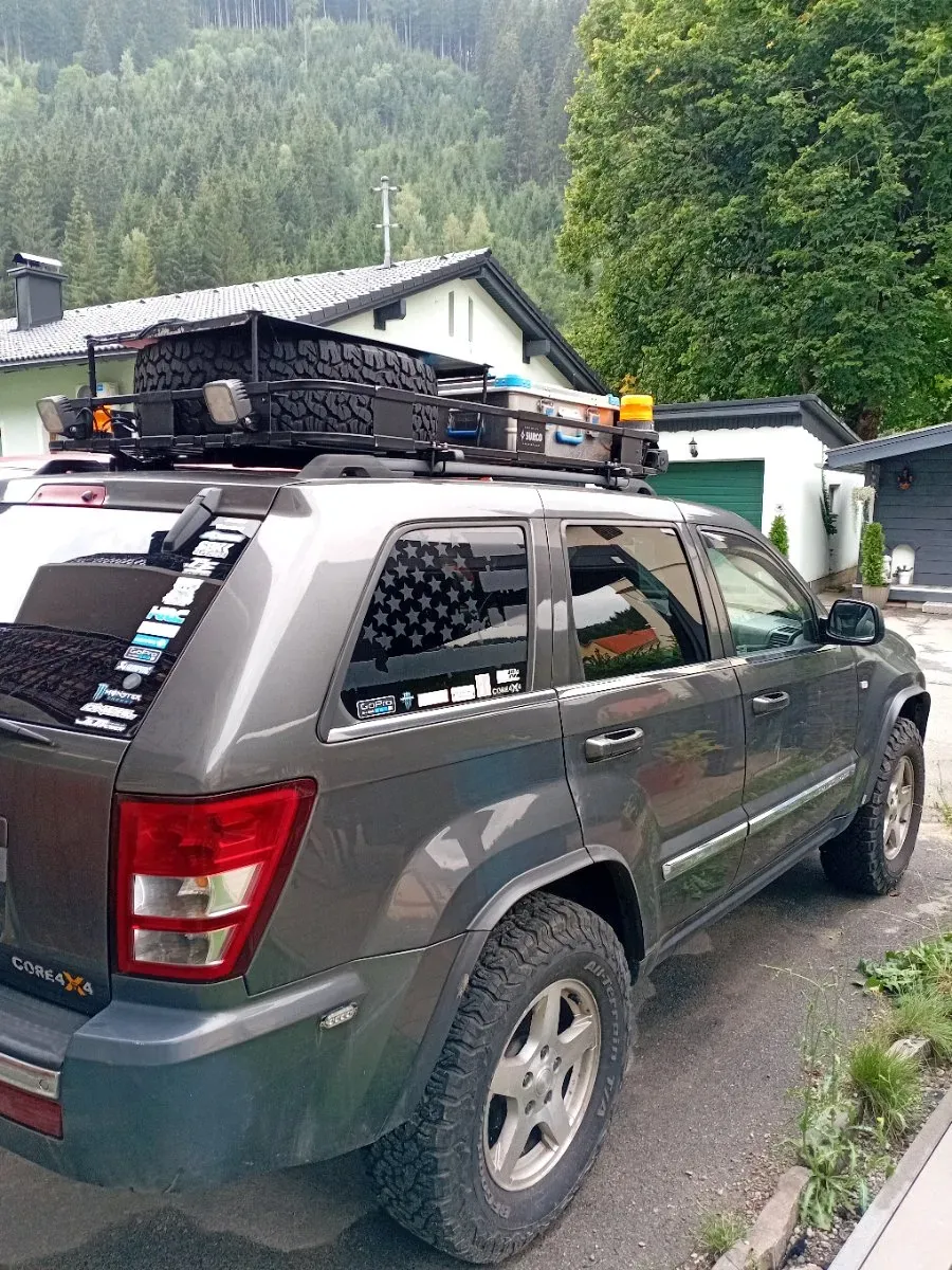 Jeep Grand Cherokee 2005 photo 3