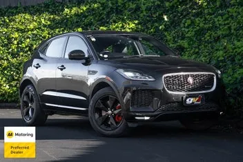 Jaguar E-Pace 2018 photo 2
