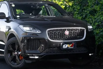 Jaguar E-Pace 2018 photo 3