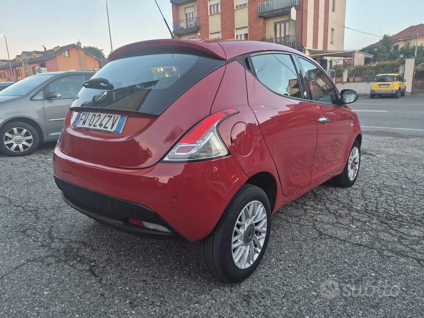 Lancia Ypsilon 2016 photo 4