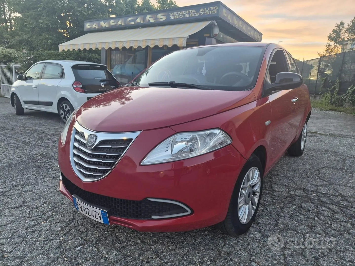 Lancia Ypsilon