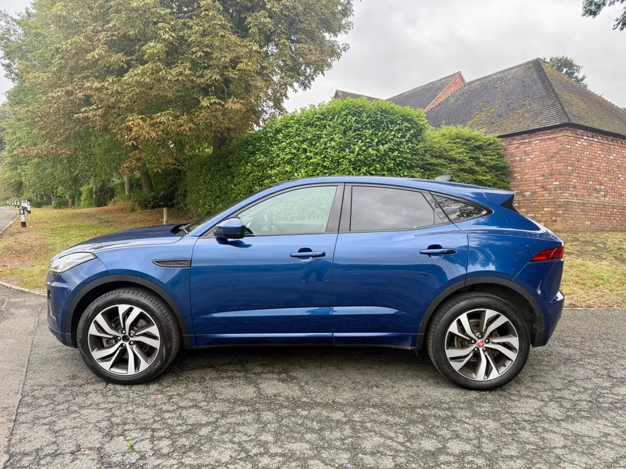 Jaguar E-Pace 2023 photo 5