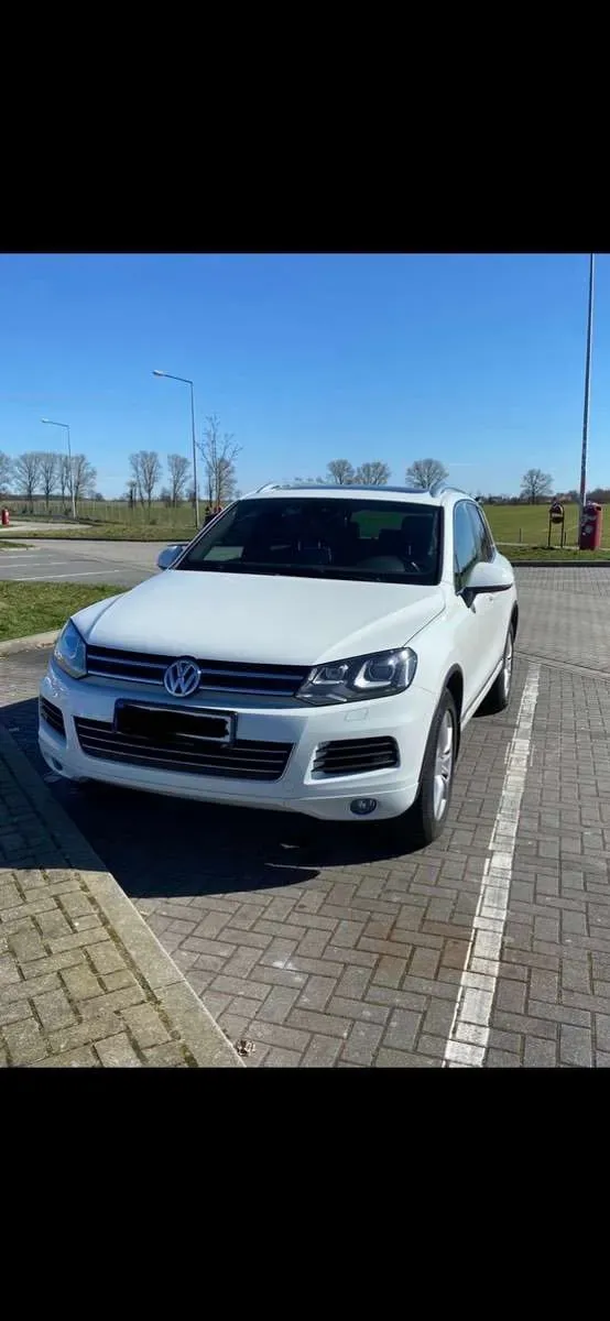 Volkswagen Touareg 2012 photo 3