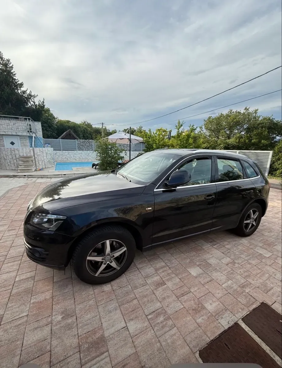 Audi Q5 2010 photo 3