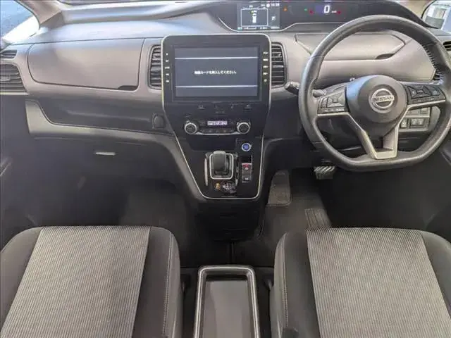 Nissan Serena 2020 photo 3