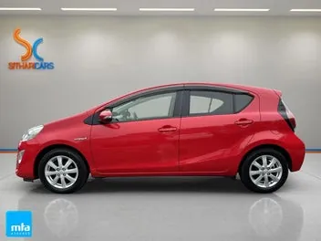 Toyota Aqua 2015 photo 3