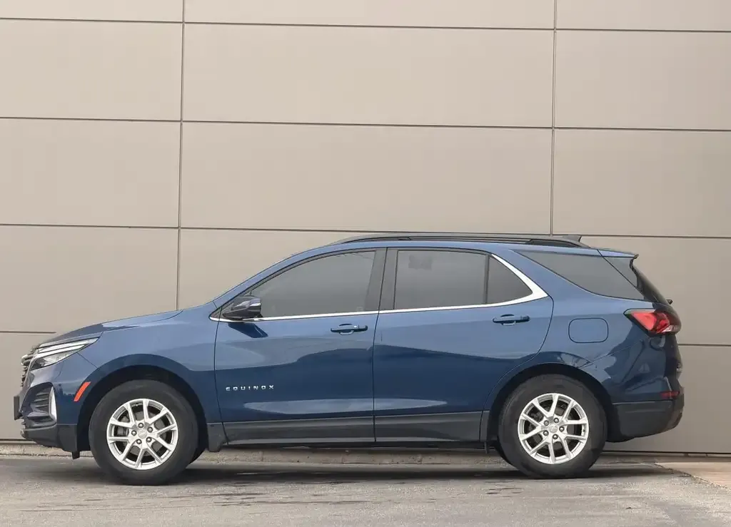 Chevrolet Equinox 2022 photo 3