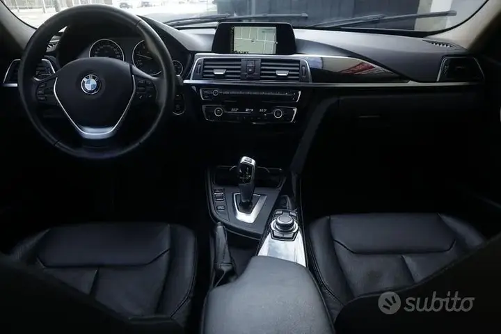 BMW 318D 2017 photo 2