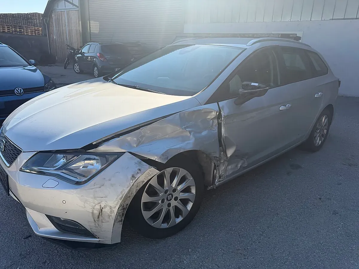 Seat Leon 2015 photo 3