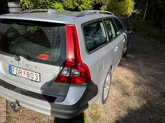 Volvo V70 2009 photo 2