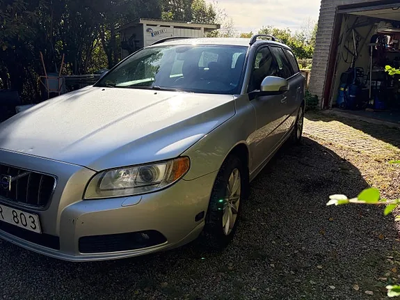 Volvo V70 2009 photo 5