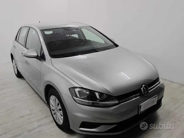 Volkswagen Golf 2018 photo 2