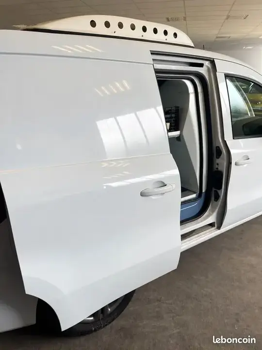 Mercedes-Benz Citan 2023 photo 3
