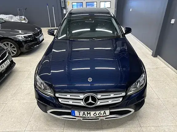 Mercedes-Benz E 220 2020 photo 2