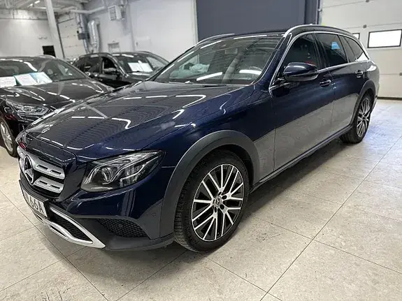 Mercedes-Benz E 220 2020 photo 3