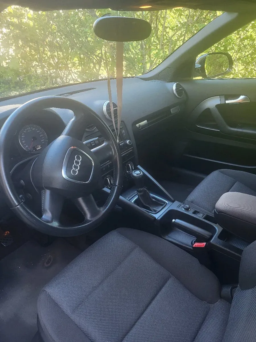 Audi A3 2011 photo 3