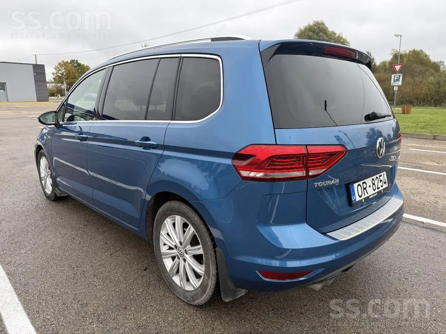 Volkswagen Touran 2016 photo 3