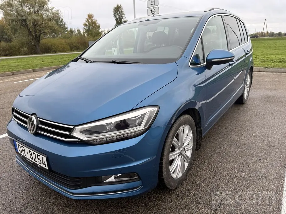 Volkswagen Touran 2016 photo 2