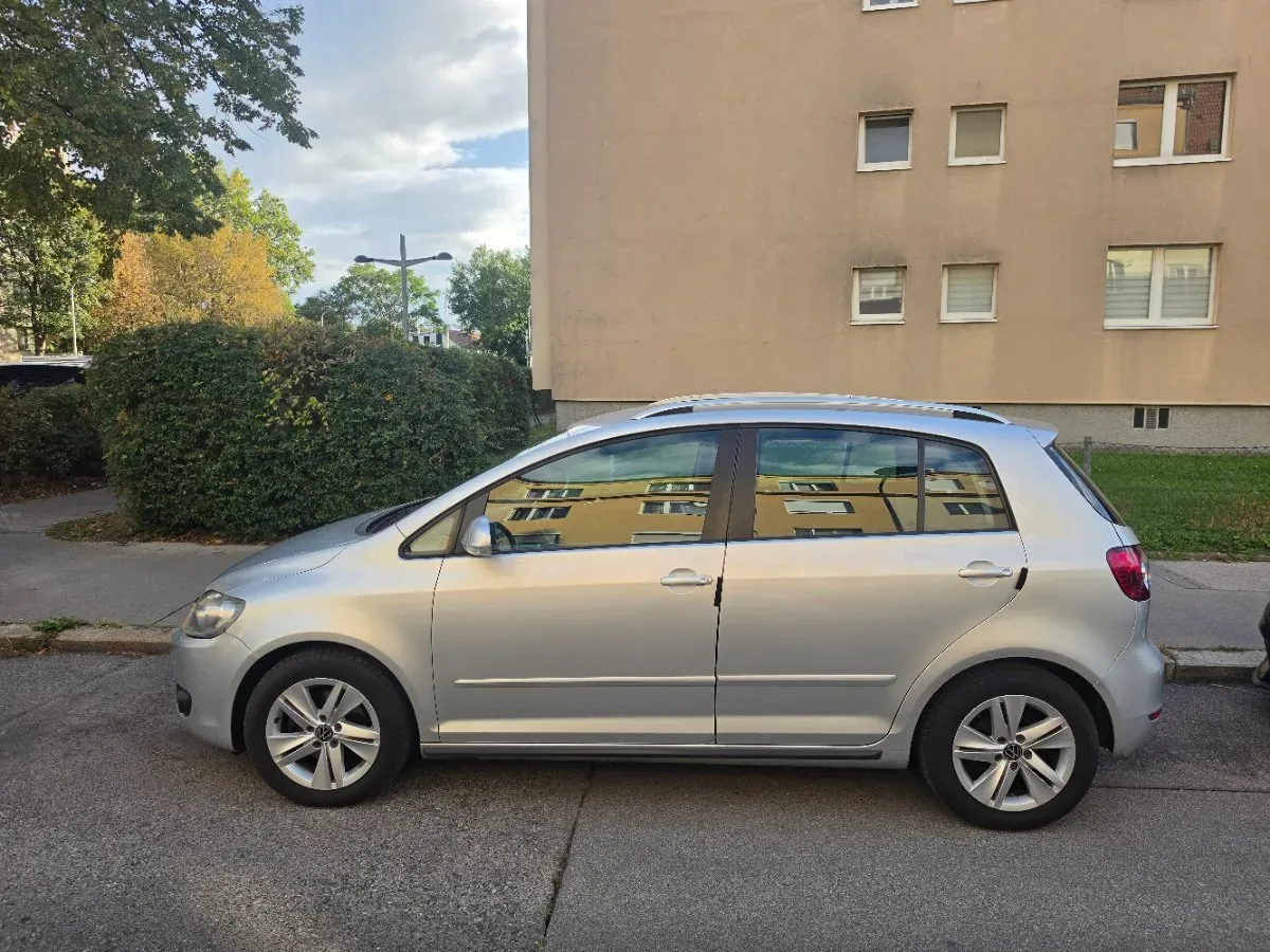 Volkswagen Golf Plus 2009 photo 2