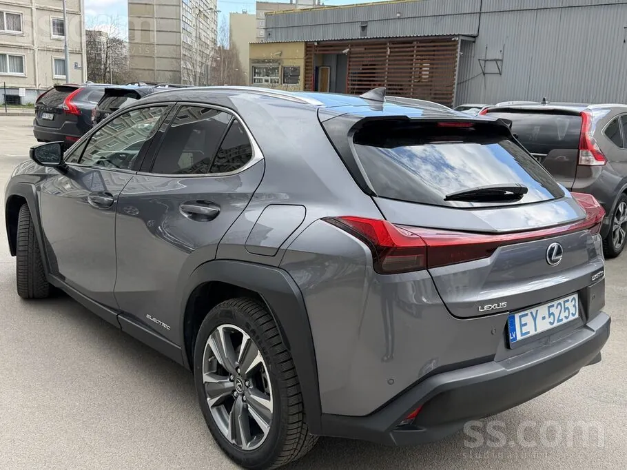 Lexus Ux 300E 2022 photo 5